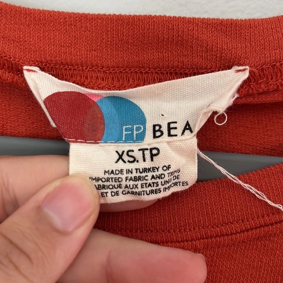 Free People Beach Long Sleeve Front Tie Top Size XS Petite - Picture 2 of 6